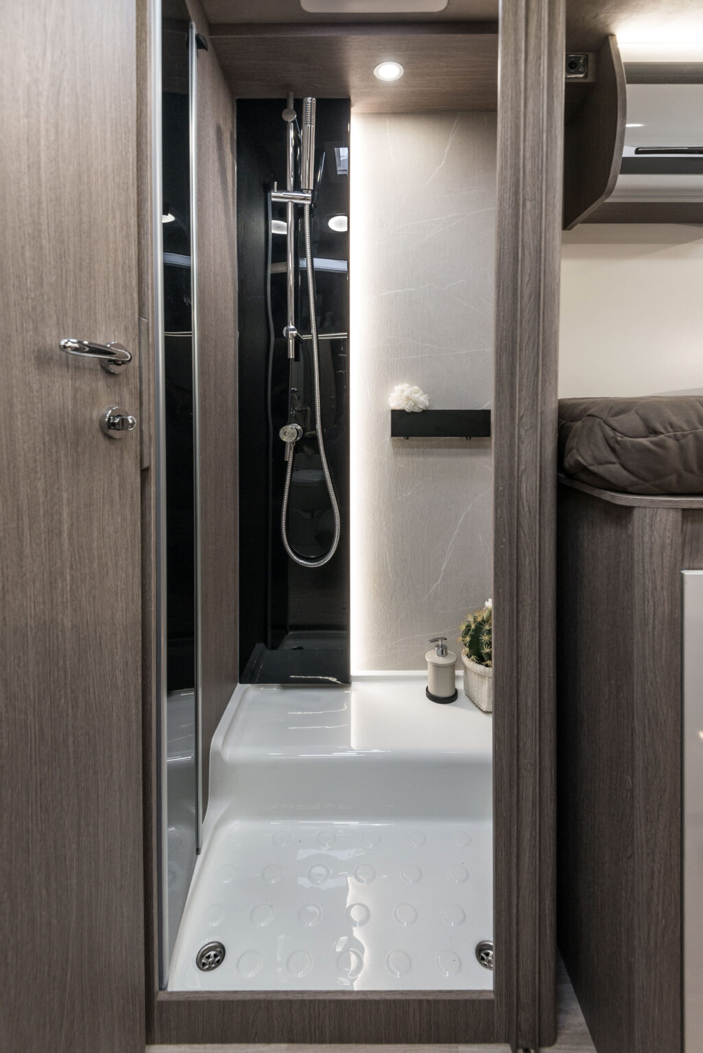 Arca camper america motorhome 745 GLC doccia