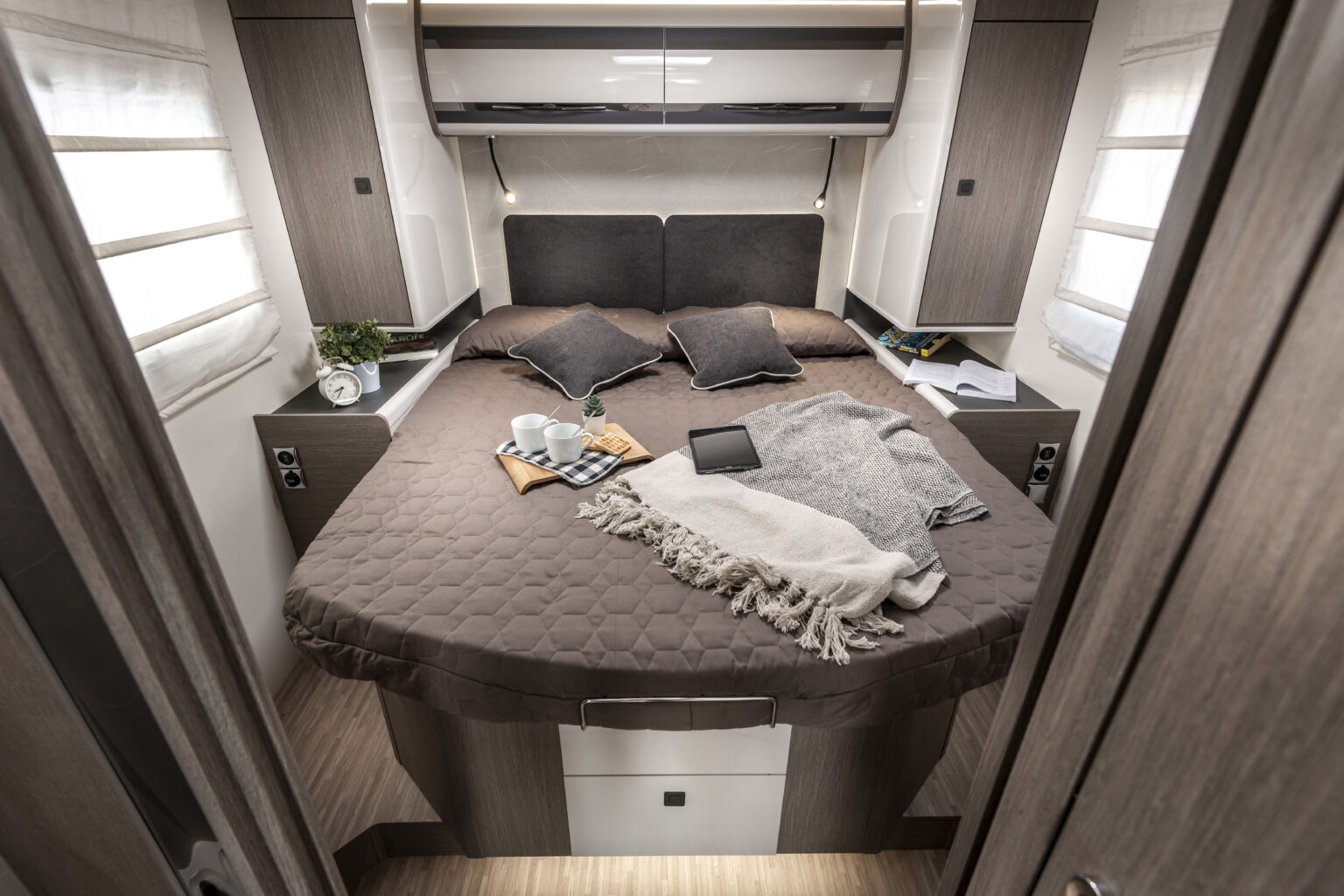 Arca camper america motorhome 745GLC 037 letto matrimoniale