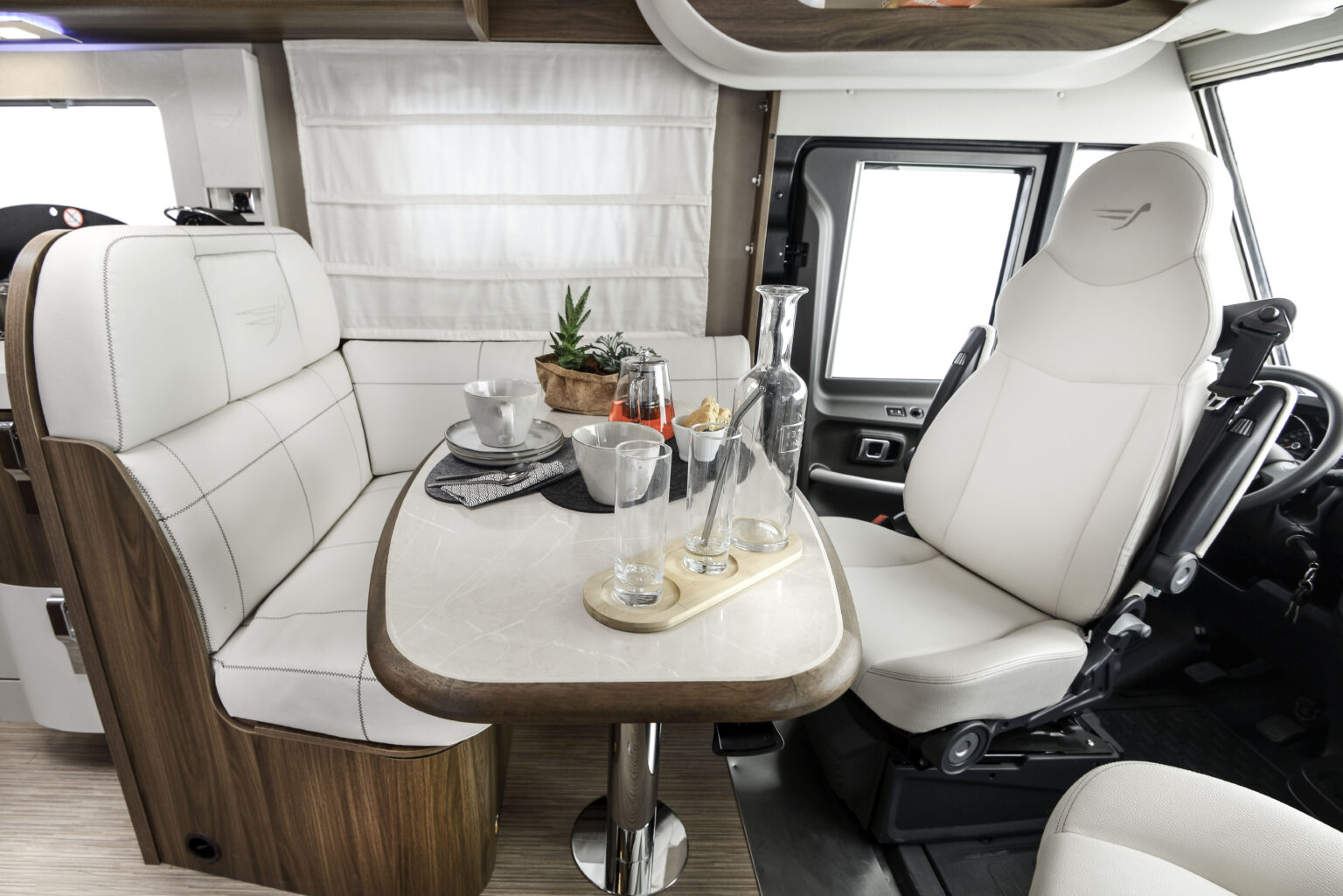 Arca camper motorhome new deal H699GLG dinette