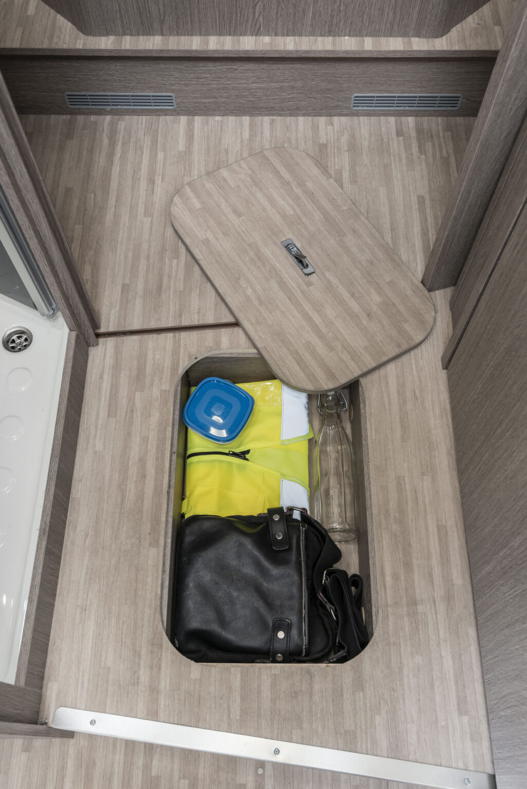 Arca camper compatto C 699 LC